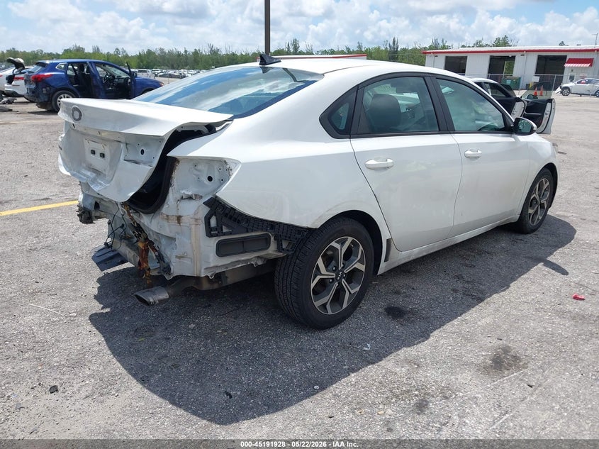 2021 KIA FORTE auction photo 4