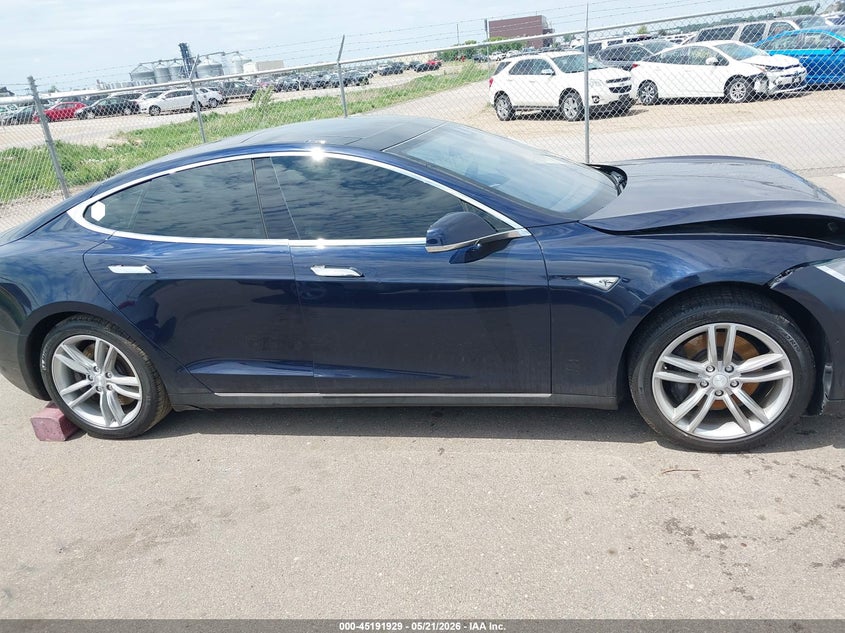 2015 Tesla Model S 60/70/85 VIN: 5YJSA1H16FFP74479 Lot: 45191929