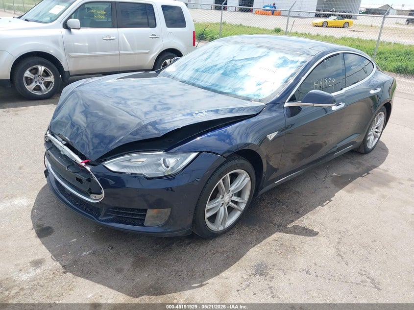 Vin: 5yjsa1h16ffp74479, lot: 45689657, tesla model s 60/70/85 20152