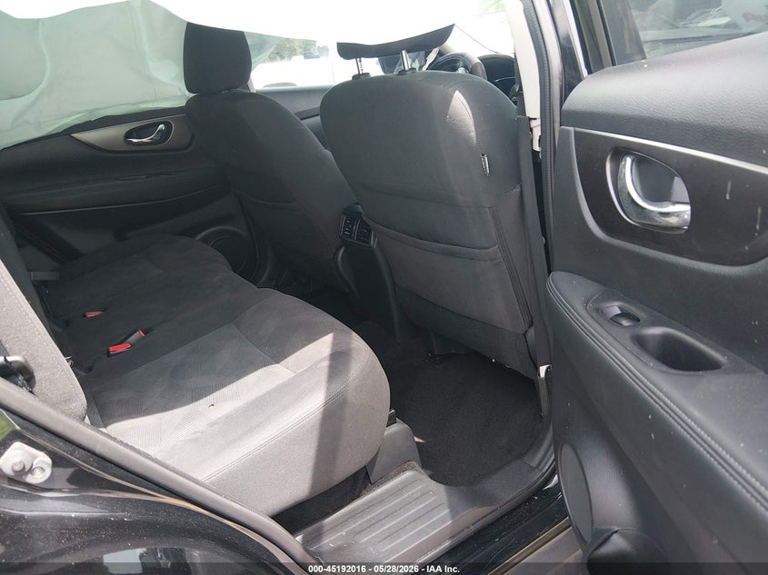 2016 NISSAN ROGUE auction photo 8