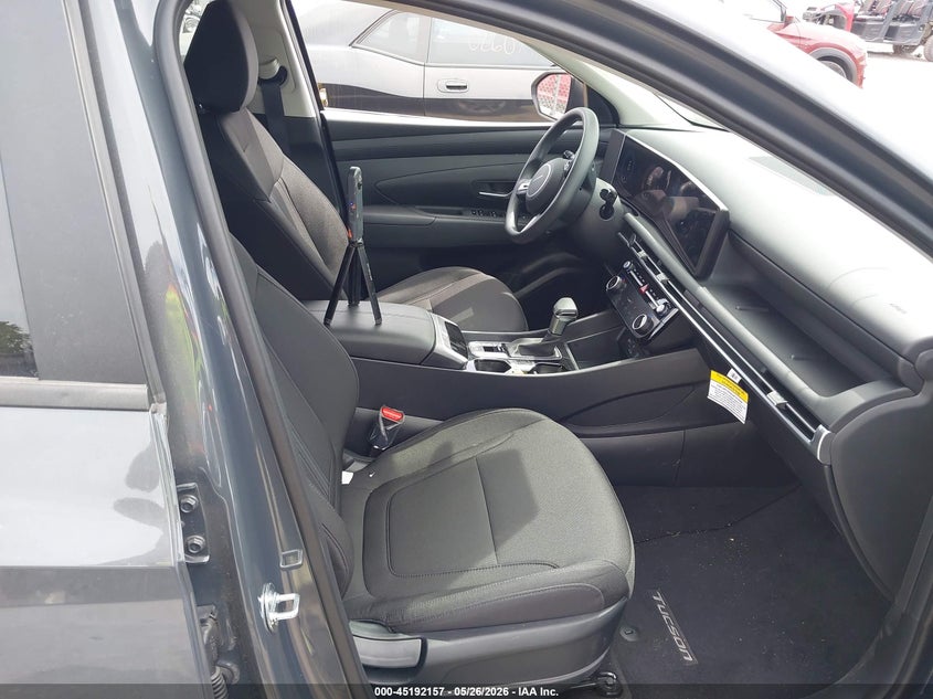 2026 HYUNDAI TUCSON auction photo 5