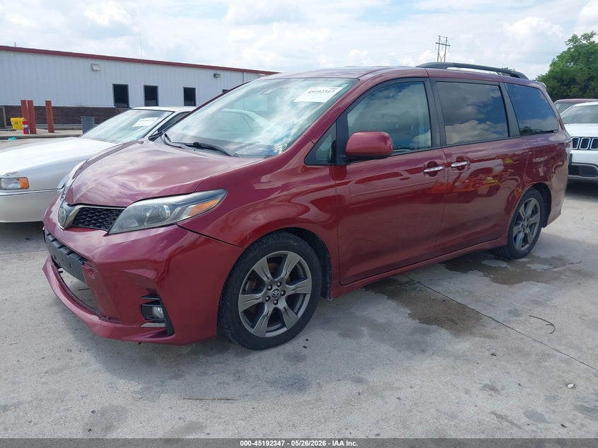 5TDXZ3DC2KS985198 2019 TOYOTA SIENNA SE 8 PASSENGER photo 1