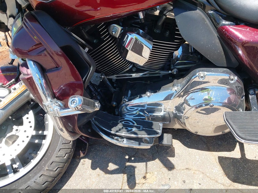 2016 Harley-Davidson Flhtcutg Tri Glide Ultra VIN: 1HD1MAL11GB85550 Lot: 45192361