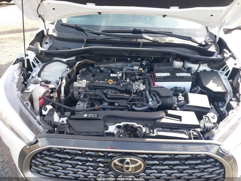2022 Toyota Corolla Cross Xle VIN: 7MUDAABG6NV028474 Lot: 45192392