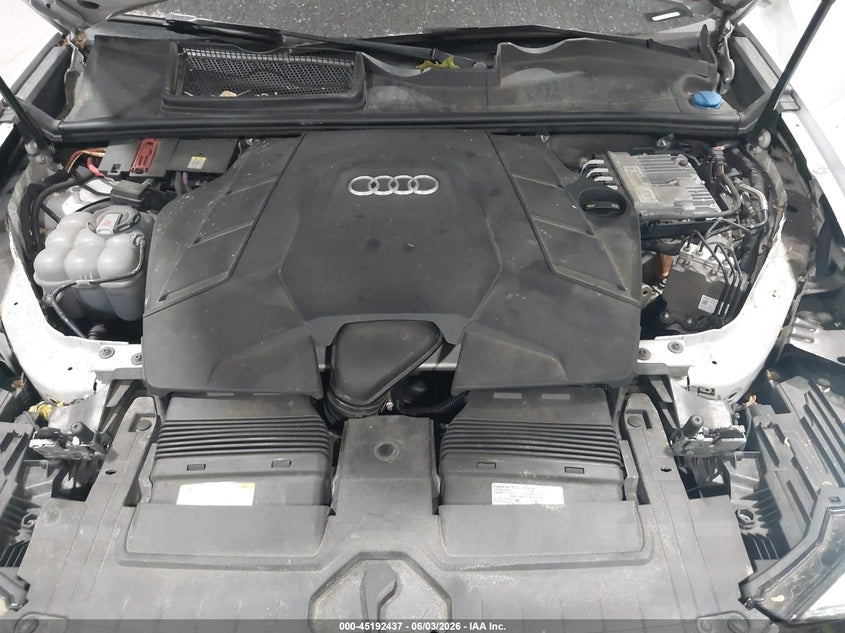 AUDI Q8 - zdjęcie 10