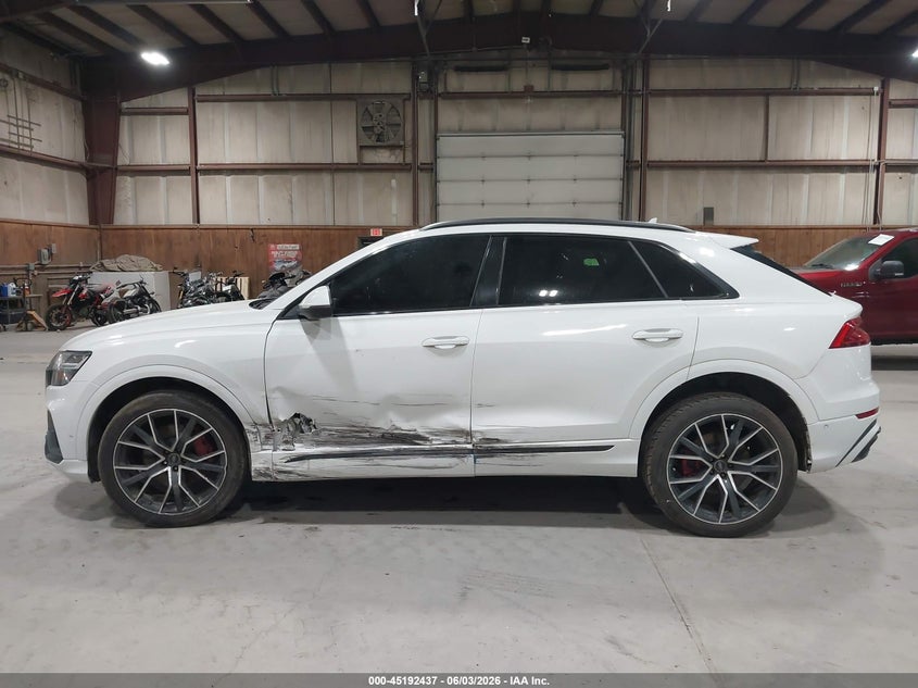 AUDI Q8 - zdjęcie 14