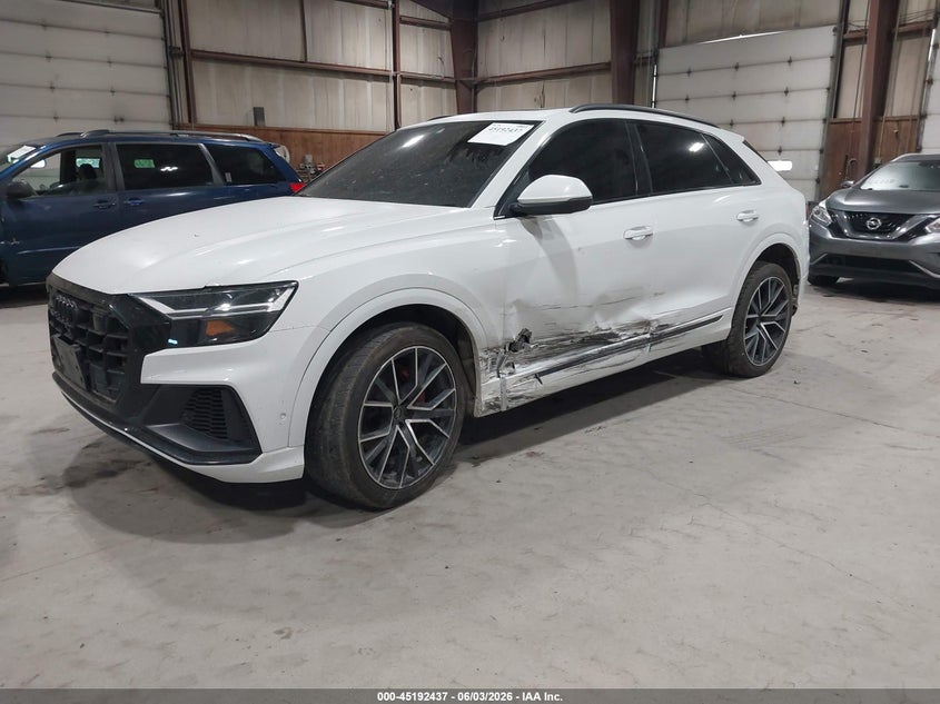AUDI Q8 - zdjęcie 2