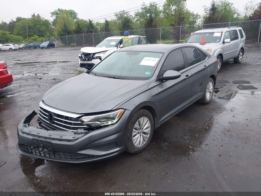 2019 VOLKSWAGEN JETTA auction photo 2