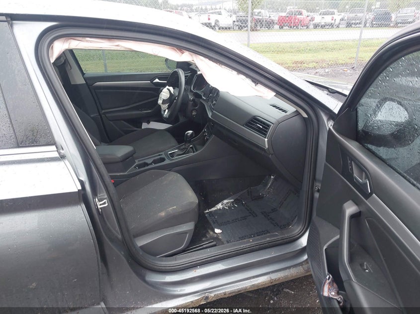 2019 VOLKSWAGEN JETTA auction photo 5