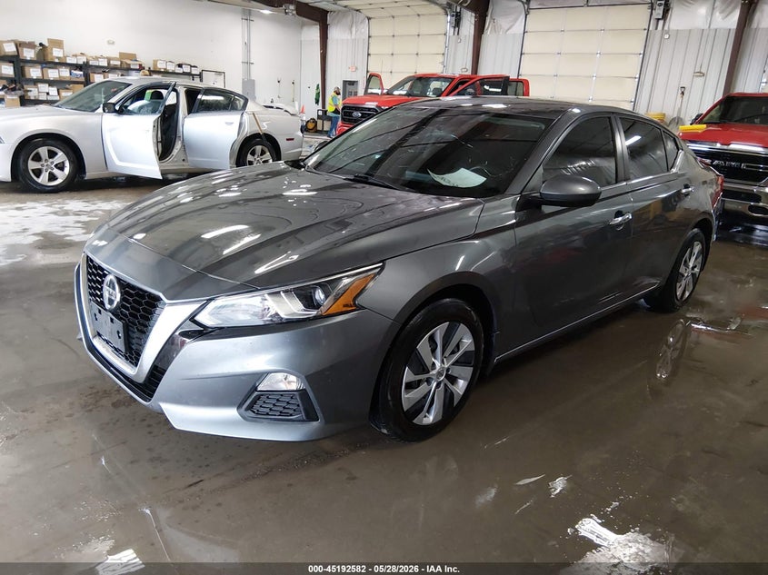 2021 NISSAN ALTIMA auction photo 2