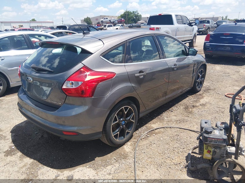 2012 Ford Focus 2.0 Titanium grey Lot 111045192598 Vin 1FAHP3N20CL236036