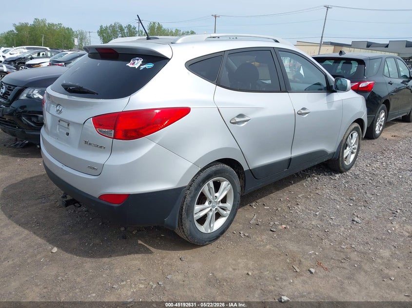 Vin: km8jucac4au075633, lot: 45690359, hyundai tucson gls 20104
