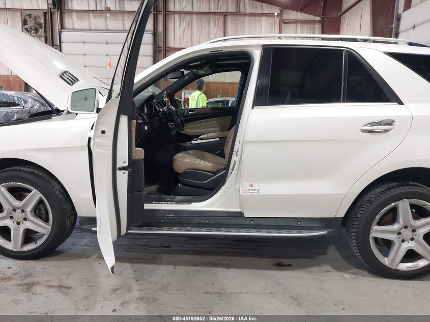 2015 Mercedes-Benz Ml 400 4Matic VIN: 4JGDA5GB3FA567000 Lot: 45192652
