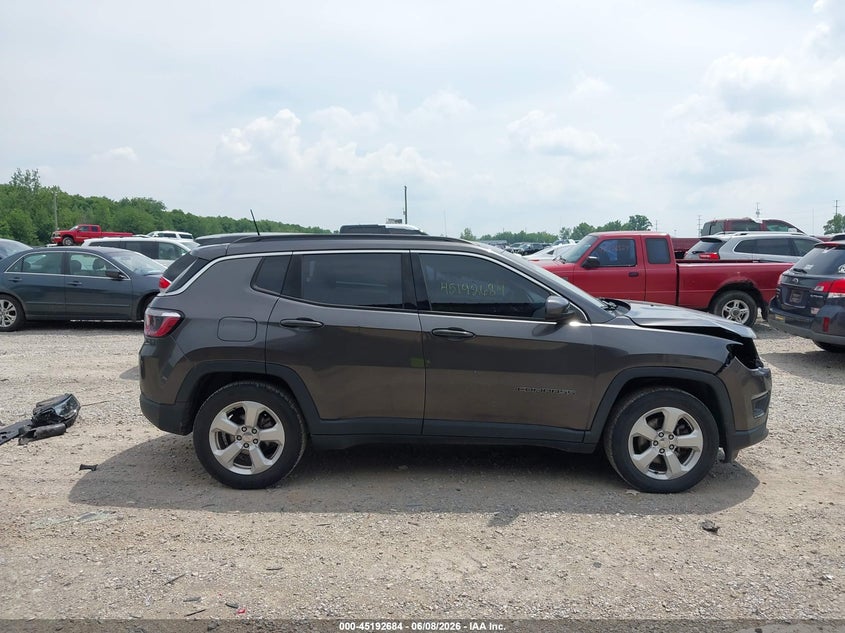 2018 Jeep Compass Latitude Fwd VIN: 3C4NJCBB3JT137246 Lot: 45192684