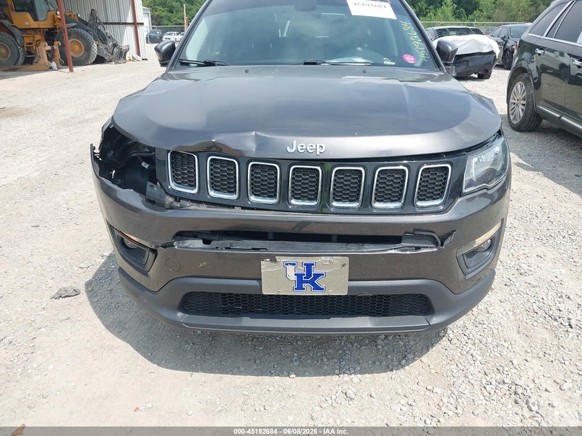 2018 Jeep Compass Latitude Fwd VIN: 3C4NJCBB3JT137246 Lot: 45192684