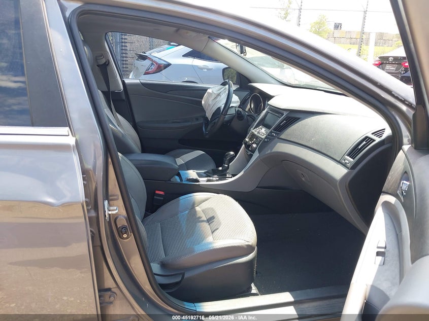 2011 HYUNDAI SONATA SEDAN 2.4L I-4 DI, DOHC, VVT, 200HP