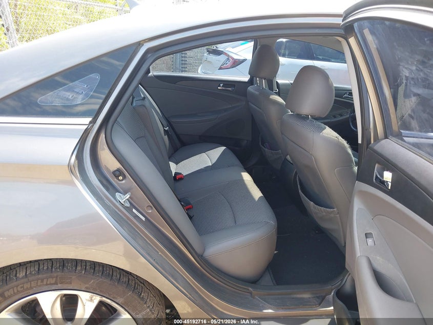 2011 HYUNDAI SONATA SEDAN 2.4L I-4 DI, DOHC, VVT, 200HP