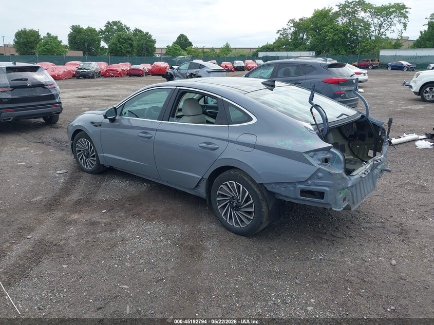 2024 HYUNDAI SONATA HYBRID auction photo 3
