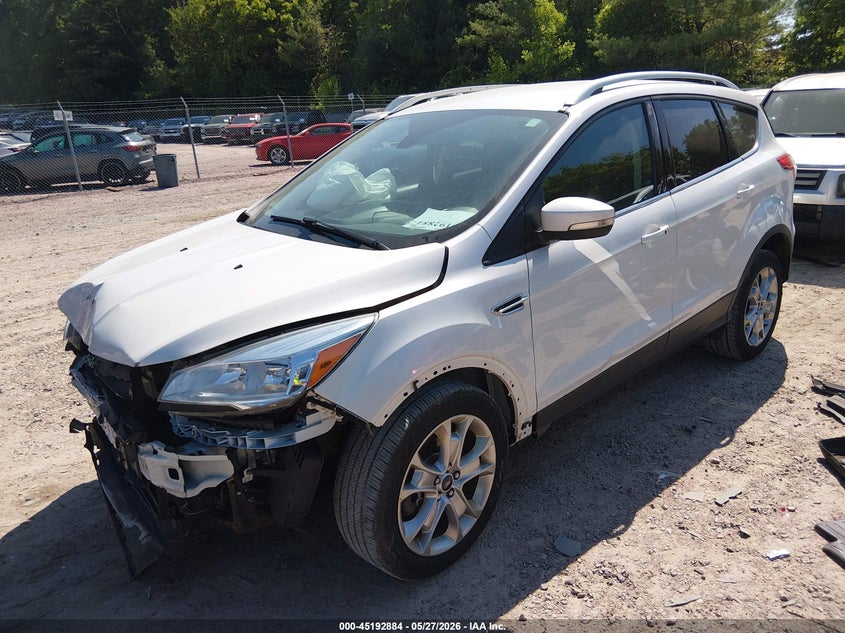 Vin: 1fmcu9jx7fuc12666, lot: 45690612, ford escape titanium 20152