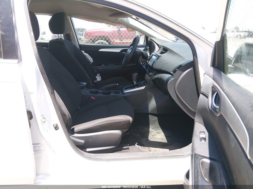 2019 NISSAN SENTRA auction photo 5