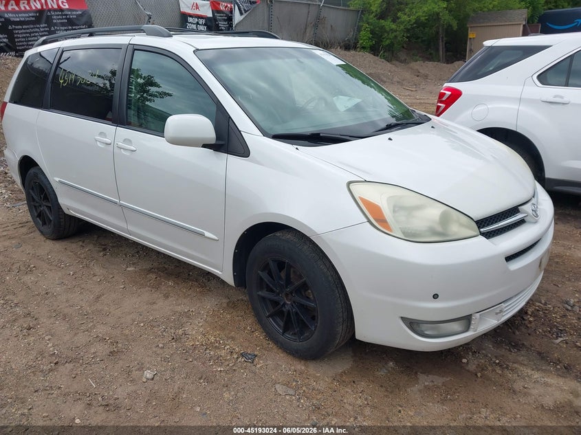 2004 Toyota Sienna
