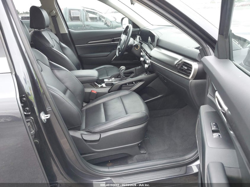 2025 KIA TELLURIDE auction photo 5