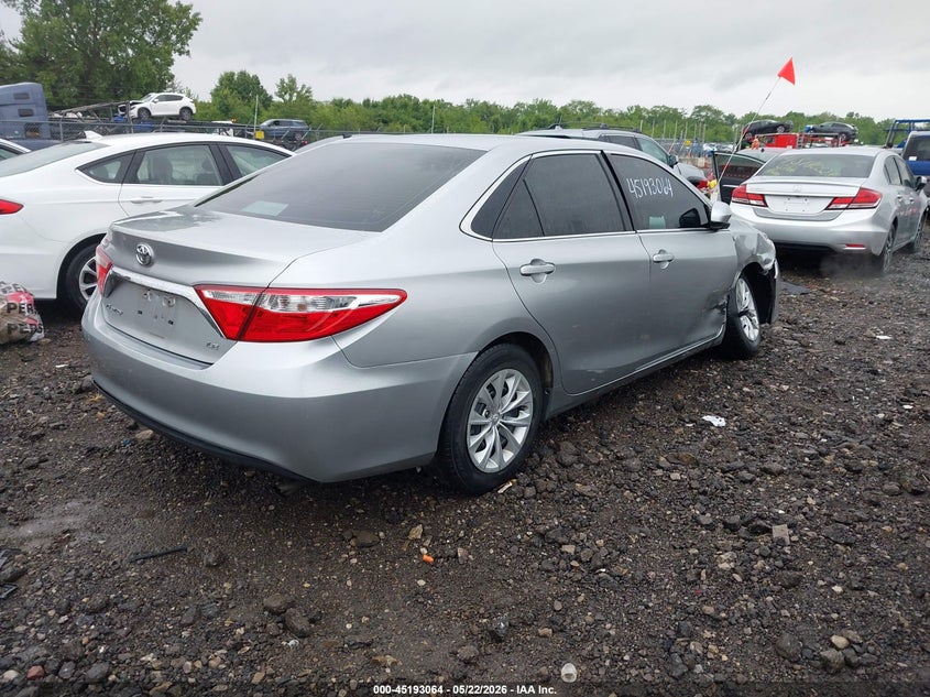 2015 TOYOTA CAMRY auction photo 4