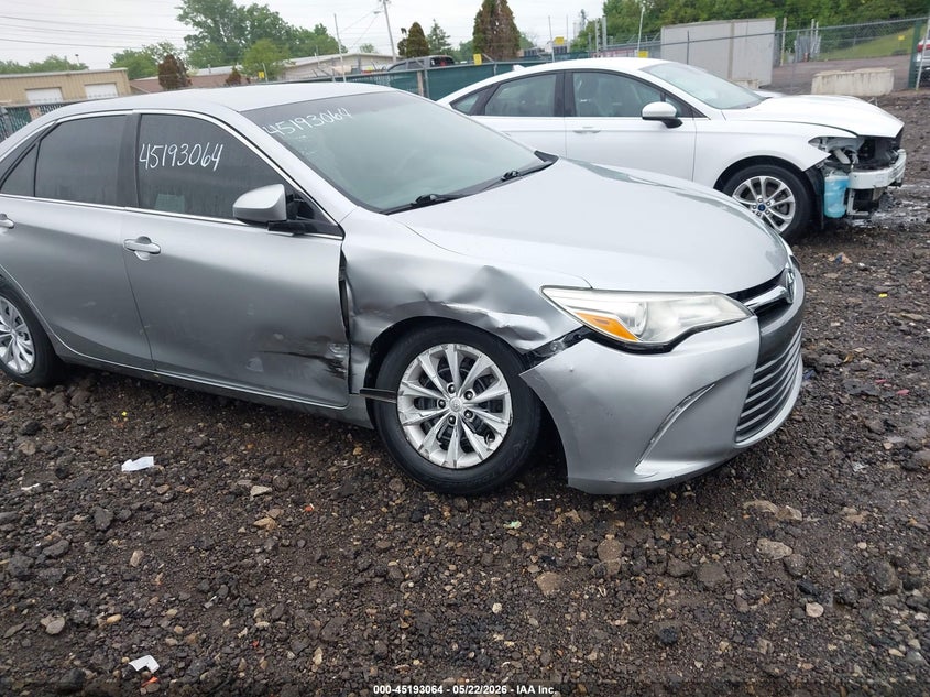 2015 TOYOTA CAMRY auction photo 6