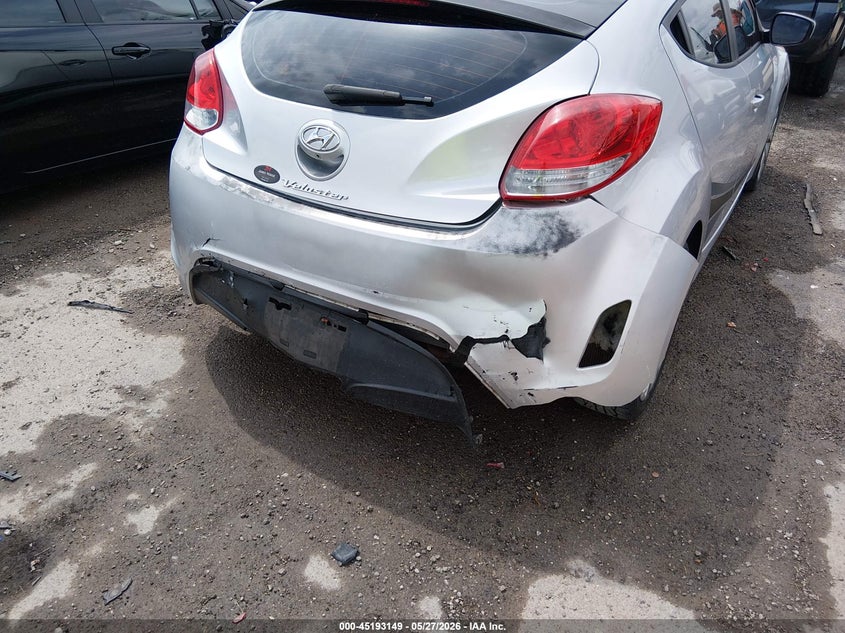 2016 Hyundai Veloster VIN: KMHTC6AD6GU280613 Lot: 45193149