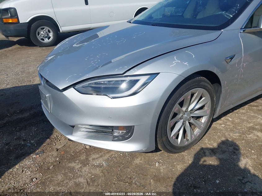2017 Tesla Model S 100D/60D/75D/90D/P100D VIN: 5YJSA1E29HF232969 Lot: 45193223