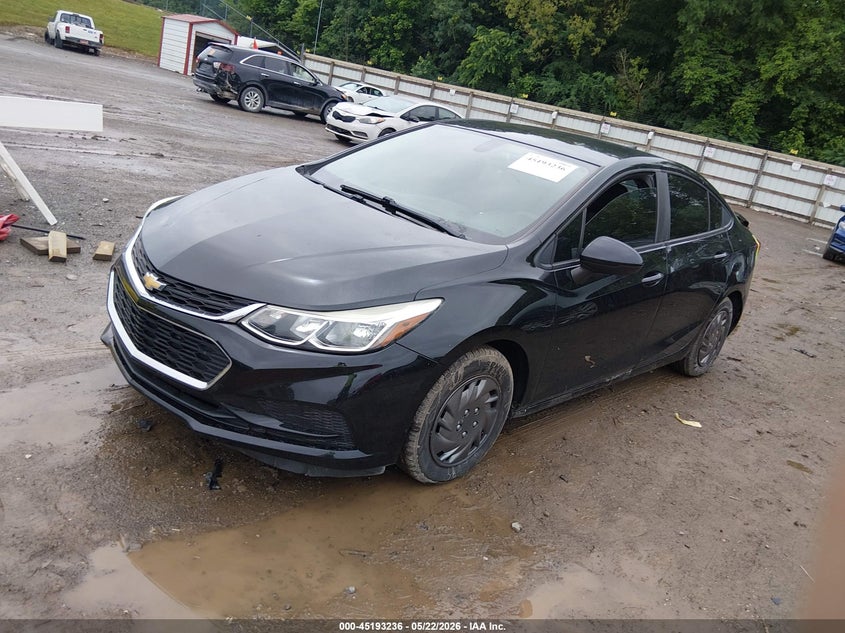 VIN 1G1BC5SM2J7219637 2018 CHEVROLET CRUZE LS AUTO