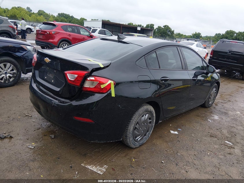 VIN 1G1BC5SM2J7219637 2018 CHEVROLET CRUZE LS AUTO