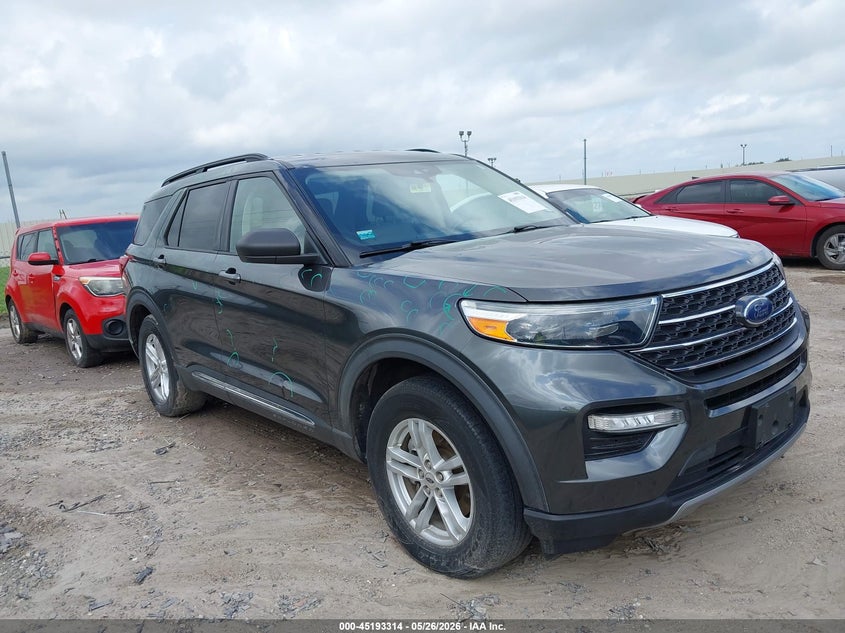 2020 Ford Explorer