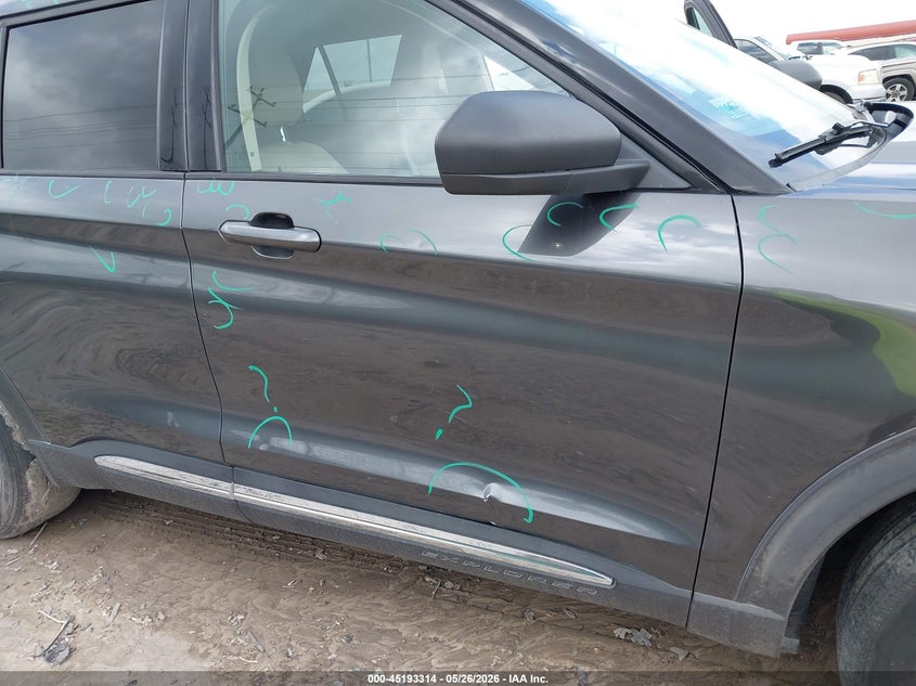 2020 FORD EXPLORER auction photo 6