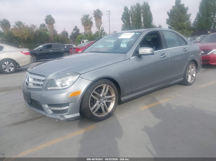 2013 Mercedes-Benz C 250 Sport WDDGF4HB8DR263225 photo 1