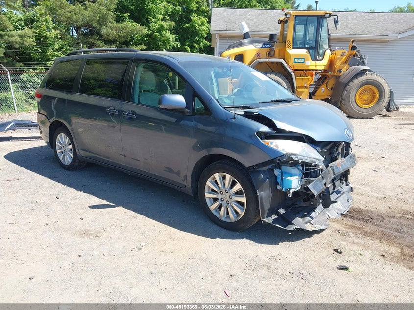 Vin: 5tdjk3dc8ds068750, lot: 45691093, toyota sienna le 7 passenger 2013 img_1