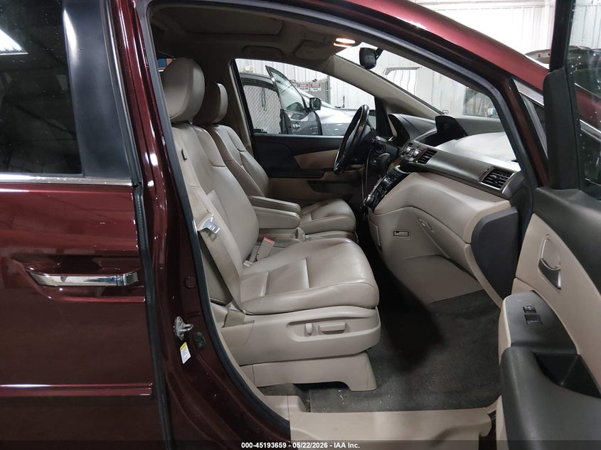 2012 HONDA ODYSSEY auction photo 5