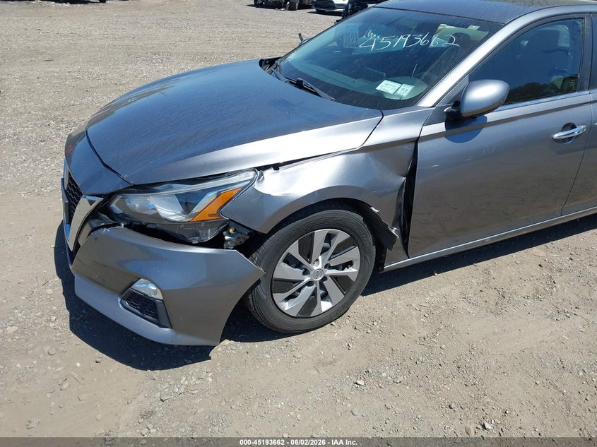 2019 NISSAN ALTIMA auction photo 6