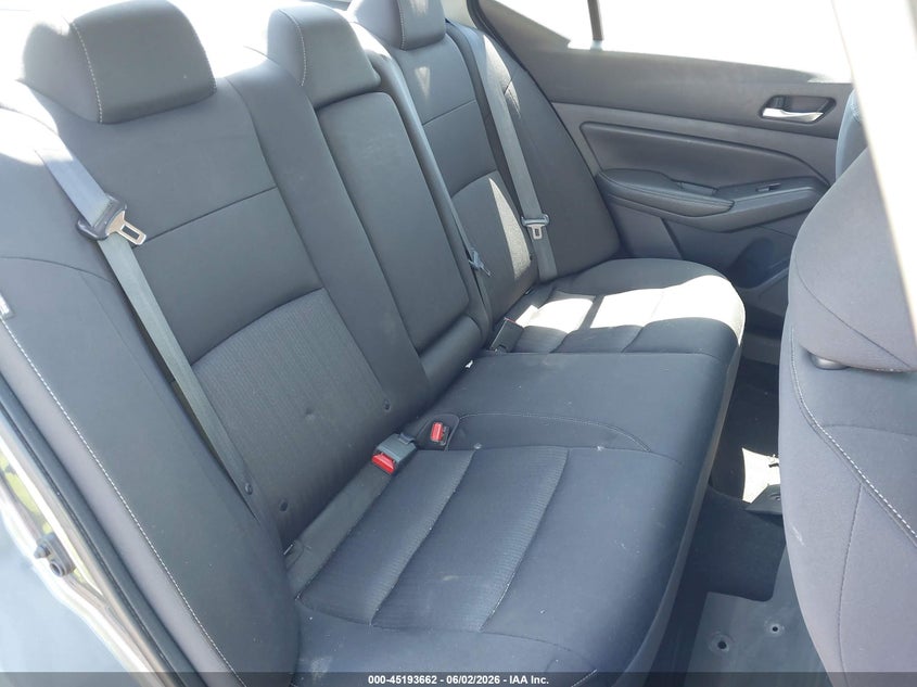 2019 NISSAN ALTIMA auction photo 8