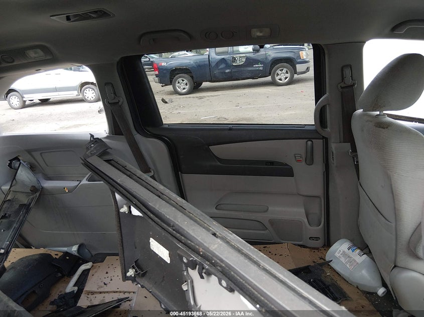 2000 Honda Odyssey Ex VIN: 2HKRL1865YH504622 Lot: 45193668