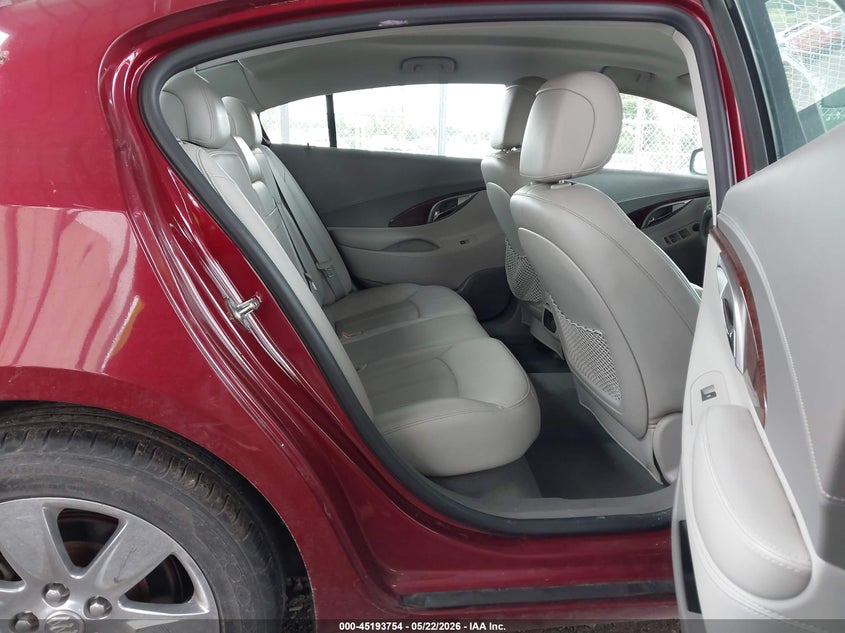 2011 BUICK LACROSSE auction photo 8