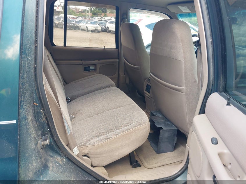 1997 Ford Explorer Eddie Bauer/Limited/Xl/Xlt VIN: 1FMDU34E2VUC07899 Lot: 45193963