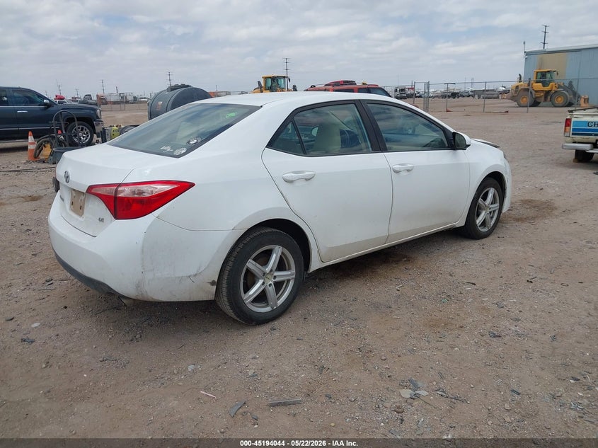 2017 TOYOTA COROLLA auction photo 4