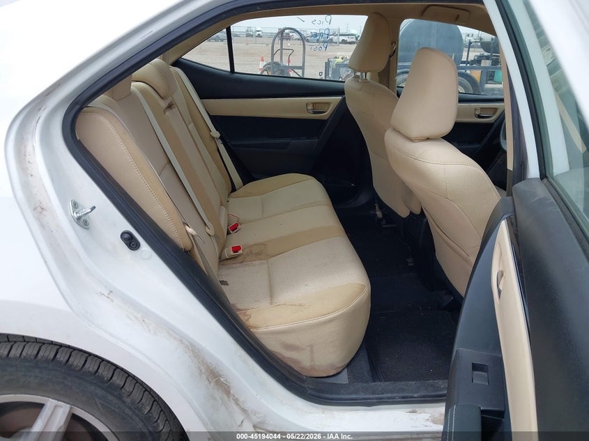 2017 TOYOTA COROLLA auction photo 8