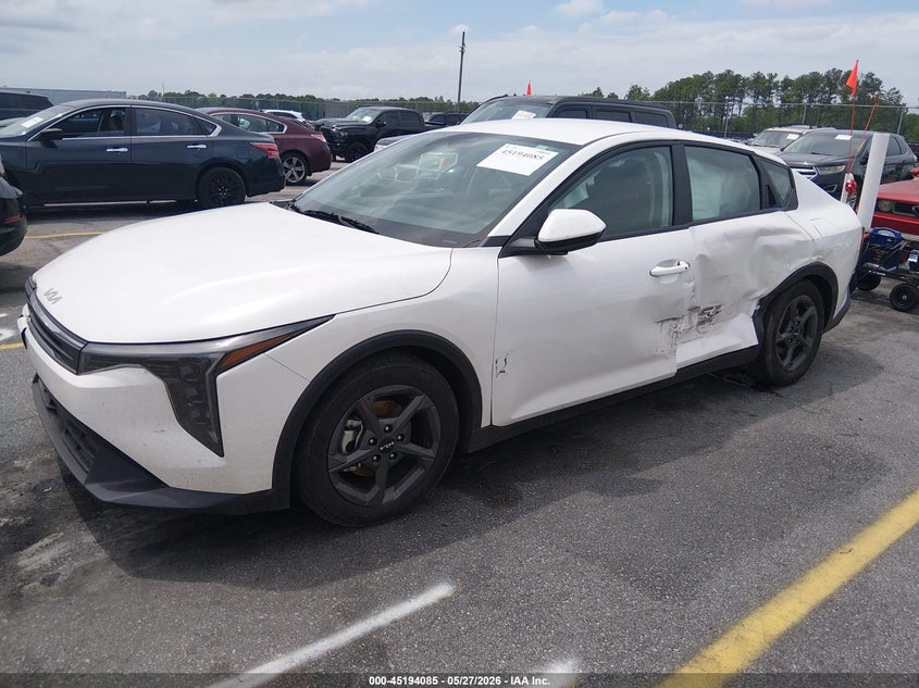 2025 KIA K4 auction photo 2