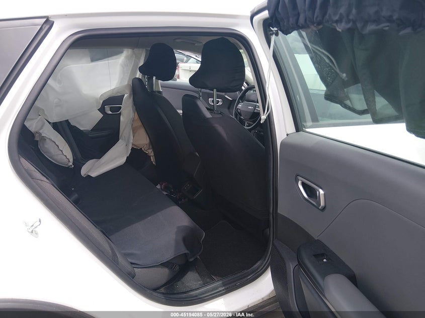 2025 KIA K4 auction photo 8