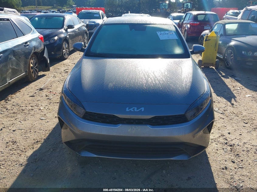 VIN 3KPF24AD2RE812286 2024 KIA FORTE LXS