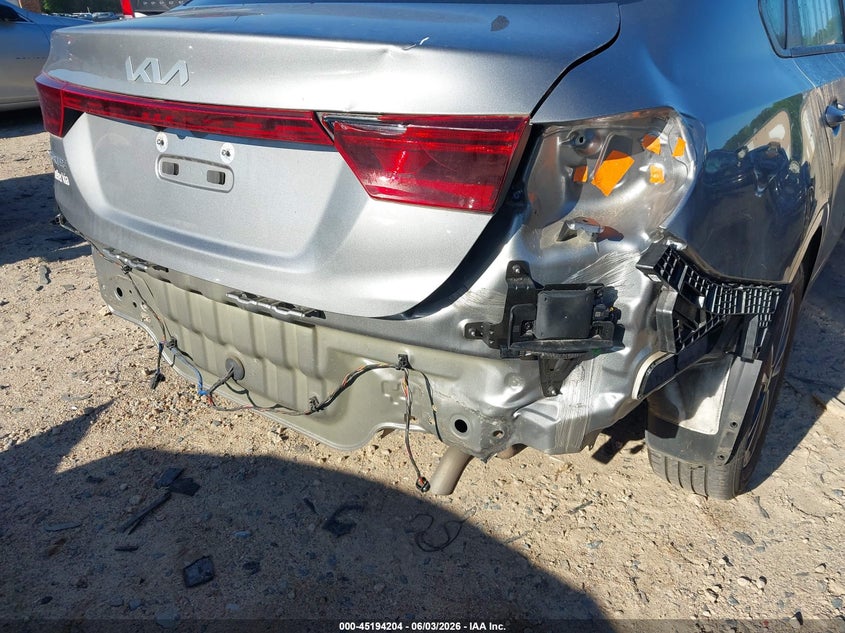 VIN 3KPF24AD2RE812286 2024 KIA FORTE LXS