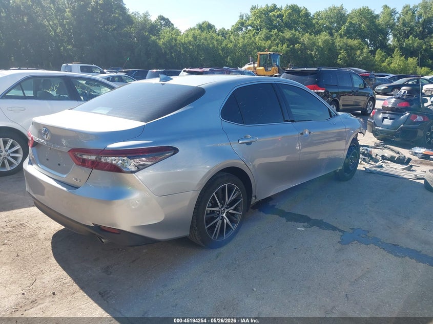 2023 TOYOTA CAMRY auction photo 4