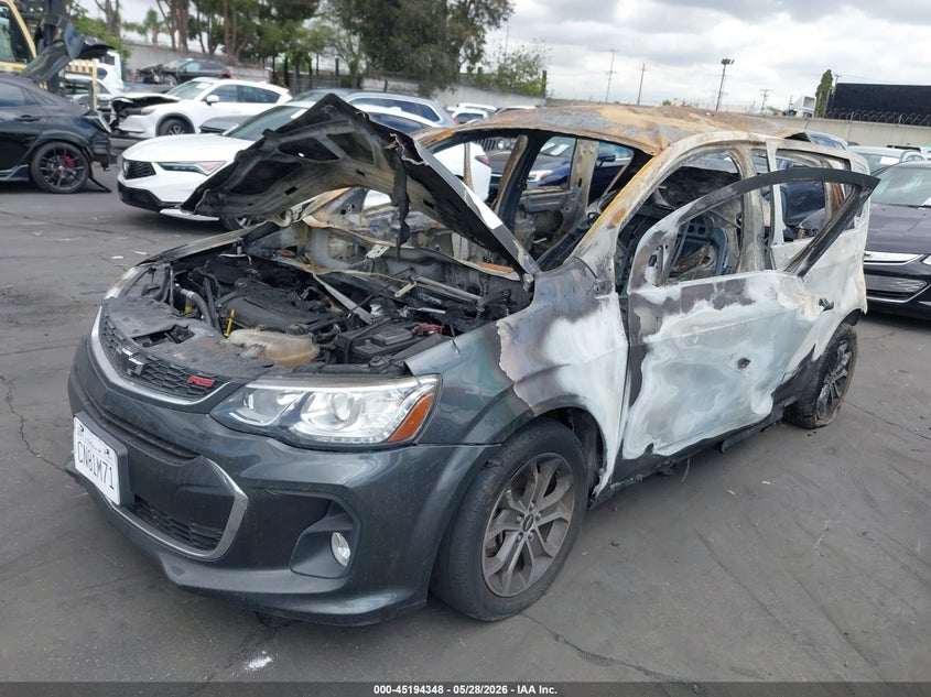 Vin: 1g1jd6sh6j4123738, lot: 45692076, chevrolet sonic lt auto 20182